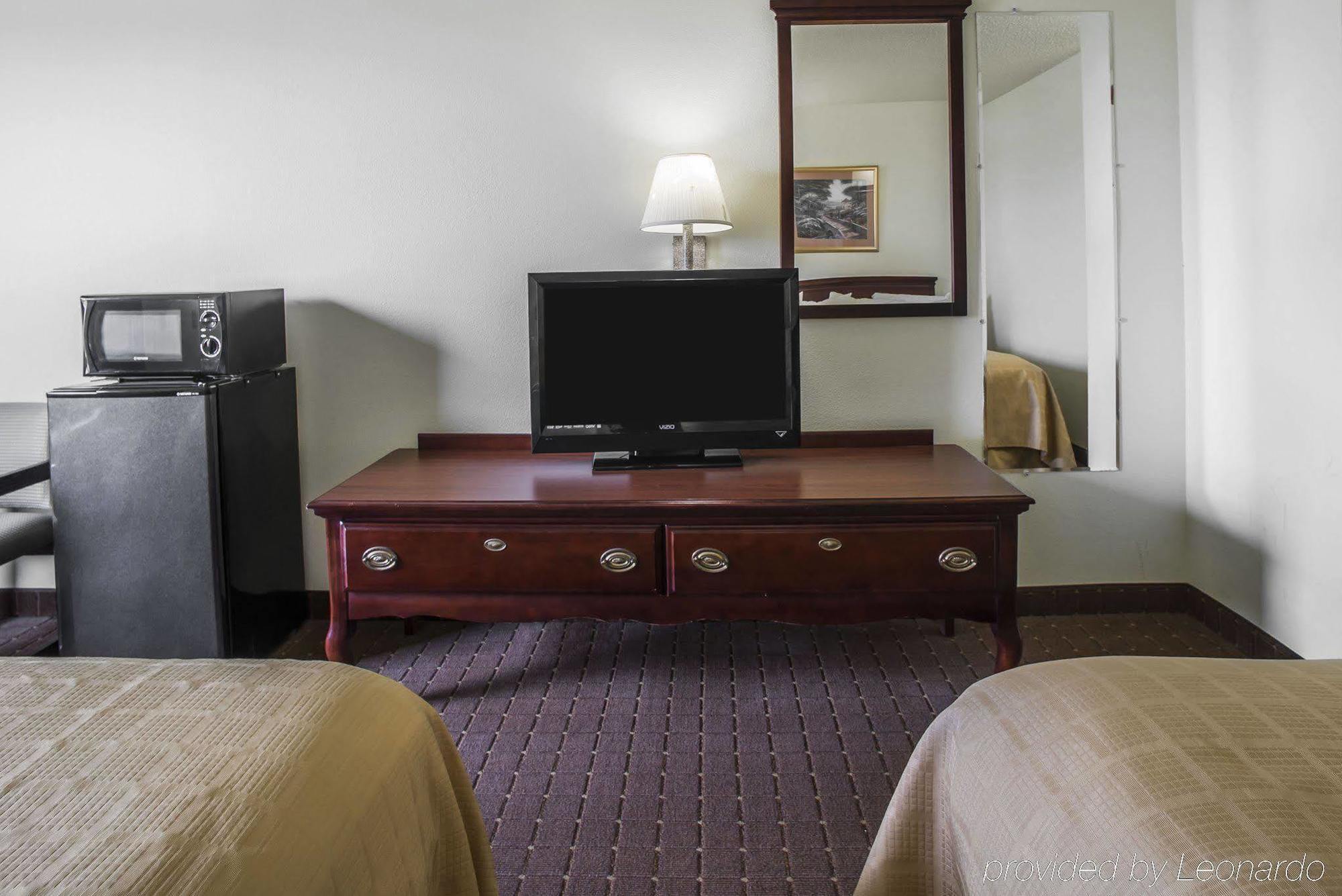 Hotel Super 8 By Wyndham Harrisburg Exteriér fotografie
